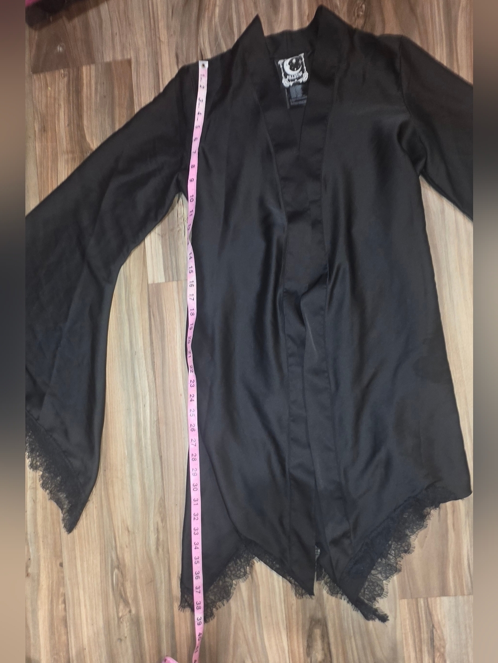 Killstar Devils Lullaby Robe - Picture 3 of 5